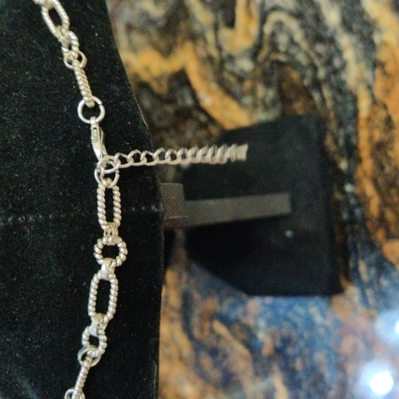 𝅺EXTRAORDINARY! One-of-a-kind rainbow choker! 16 inches with 1 inch extender. - Picture 6 of 6